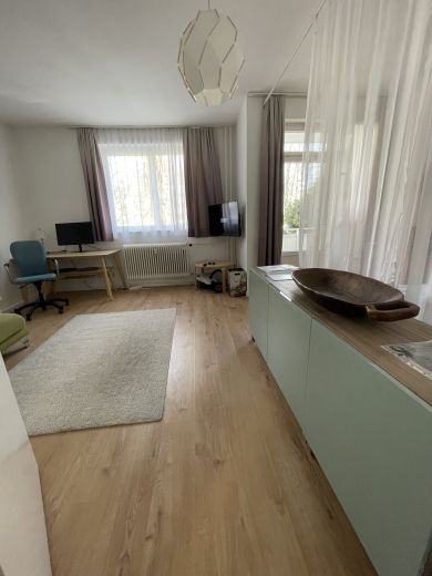 Wunderschön helles modern ausgestattetes Apartment mit Balkon