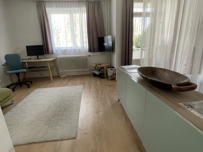 Wunderschön helles modern ausgestattetes Apartment mit Balkon