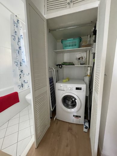 Wunderschön helles modern ausgestattetes Apartment mit Balkon