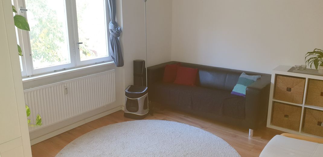 Schöne möblierte Zweiraumwohnung im Schillerkiez (Neukölln)