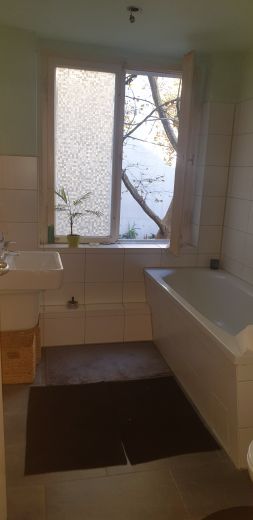 Schöne möblierte Zweiraumwohnung im Schillerkiez (Neukölln)