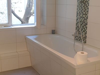 Schöne möblierte Zweiraumwohnung im Schillerkiez (Neukölln)