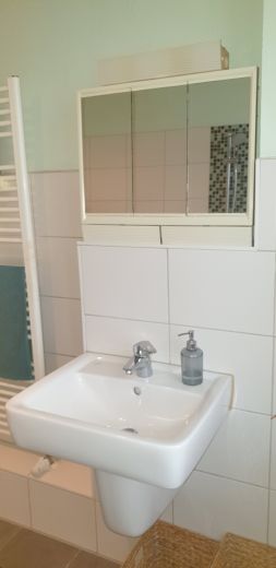 Schöne möblierte Zweiraumwohnung im Schillerkiez (Neukölln)