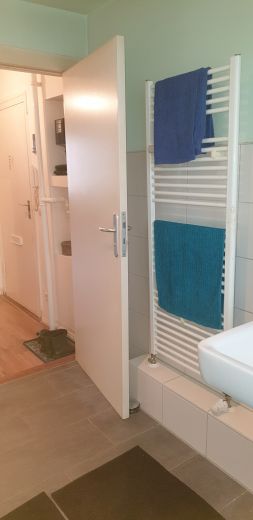 Schöne möblierte Zweiraumwohnung im Schillerkiez (Neukölln)