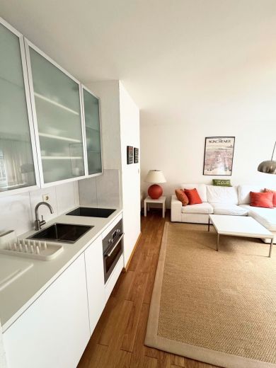 Unterbilk: Business Apartment mit Balkon in Top Lage