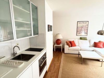Unterbilk: Business Apartment mit Balkon in Top Lage