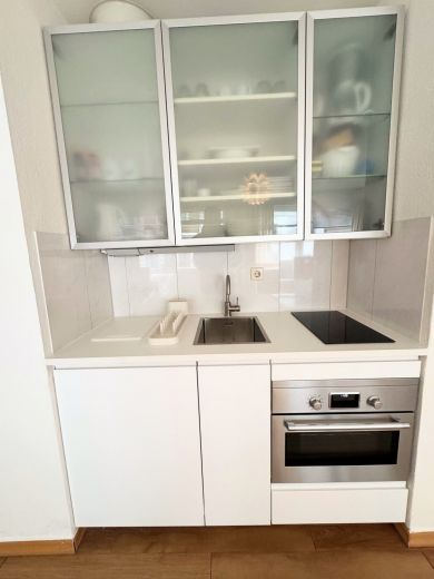 Unterbilk: Business Apartment mit Balkon in Top Lage