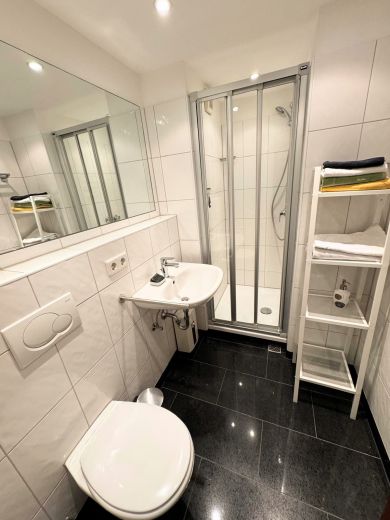Unterbilk: Business Apartment mit Balkon in Top Lage