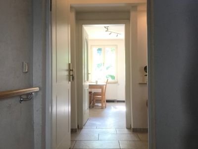 Top Lage großstädtisch und in Grünoase - möblierte 52qm EG-Wohnung in Köln