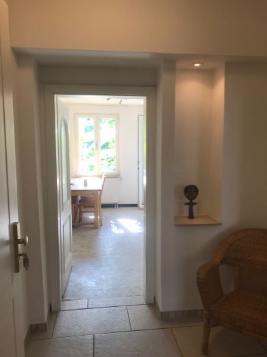 Top Lage großstädtisch und in Grünoase - möblierte 52qm EG-Wohnung in Köln