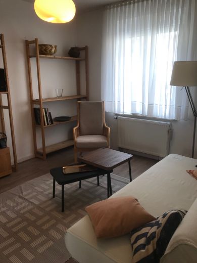 Top Lage großstädtisch und in Grünoase - möblierte 52qm EG-Wohnung in Köln