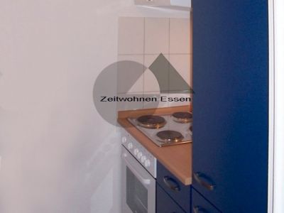 ZeitwohnKontor: Modern möblierte Wohnung mit zwei Schlafzimmern zentral in Rüttenscheid.