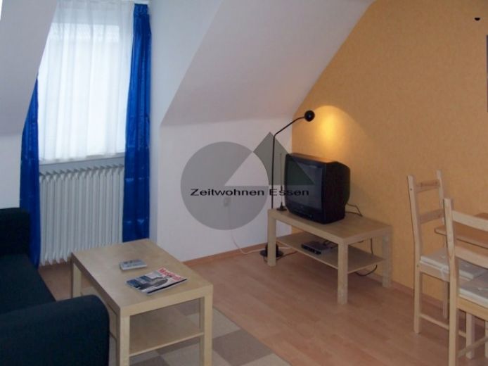 ZeitwohnKontor: Modern möblierte Wohnung mit zwei Schlafzimmern zentral in Rüttenscheid.