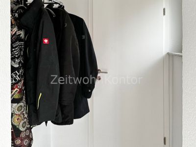 Urbanes Wohnen Nähe Düsseldorf – stilvolles, voll möbliertes Haus mit Garten, Terrasse und Garage,