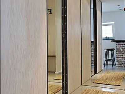 Stylische Loft-Optik mit Sonnen-Terrassen und Weitblick