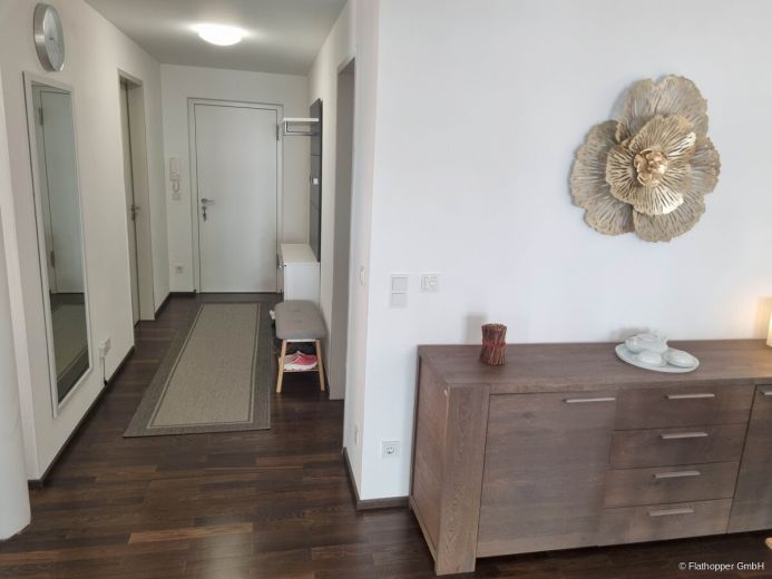 Möblierte 2-Zimmer-Wohnung mit Balkon in Rosenheim