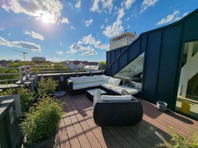 Exklusive Dachgeschosswohnung mit Penthouse-Charakter & 20 m² Südterrasse – voll möbliert – Rotkreuzplatz
