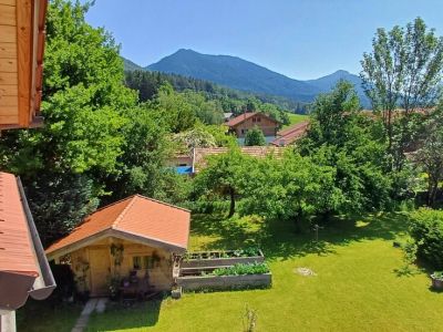 3-Zimmer-Dachgeschoss-Wohnung mit Balkon in Ried (Kochel am See)