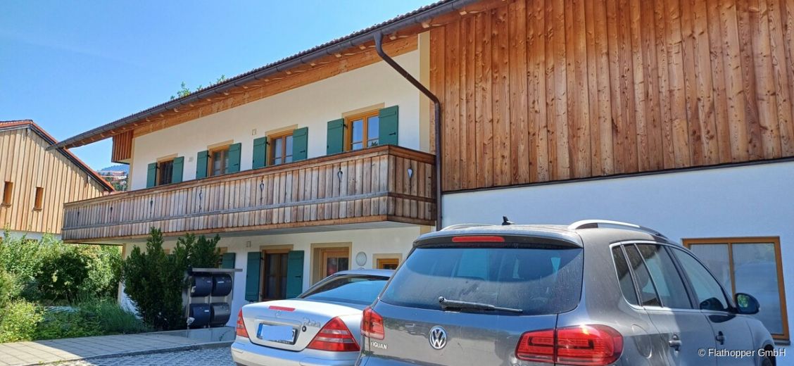 3-Zimmer-Dachgeschoss-Wohnung mit Balkon in Ried (Kochel am See)