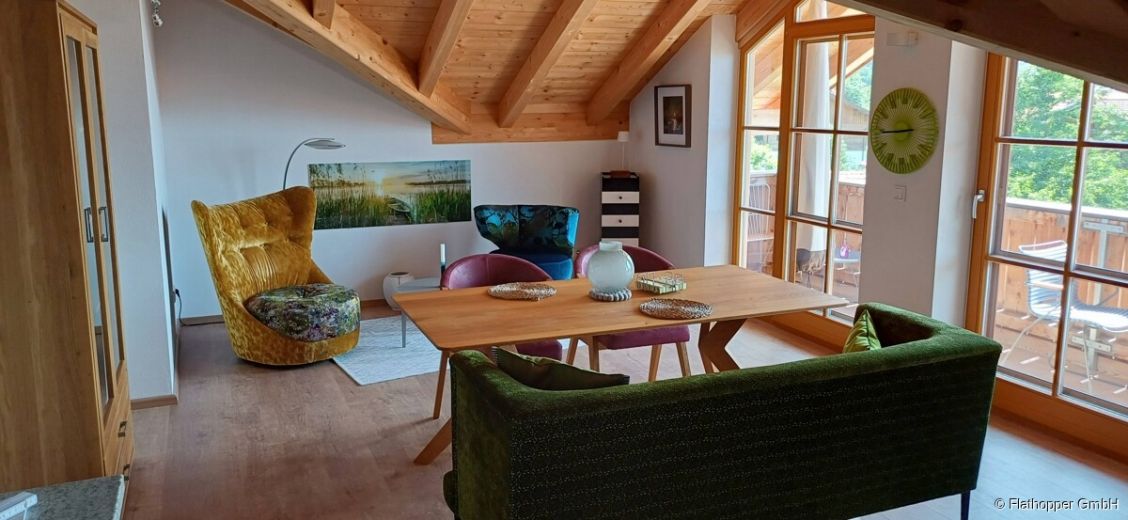 3-Zimmer-Dachgeschoss-Wohnung mit Balkon in Ried (Kochel am See)