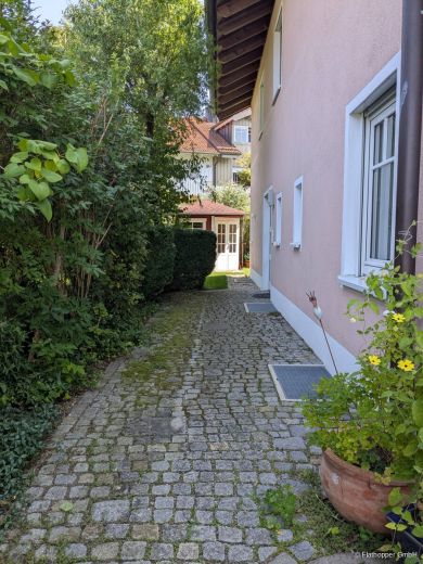 Erstbezug nach Renovierung - Möblierte 3-Zimmer-Wohnung in Stephanskirchen