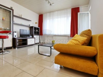 ZeitwohnKontor: Modern möbliert, 2 Schlafzimmer, mit Balkon Nähe Uni und Innenstadt, Internet aktiv!