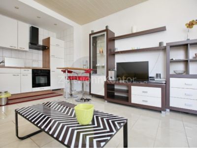 ZeitwohnKontor: Modern m&ouml;bliert, 2 Schlafzimmer, mit Balkon N&auml;he Uni und Innenstadt, Internet aktiv!