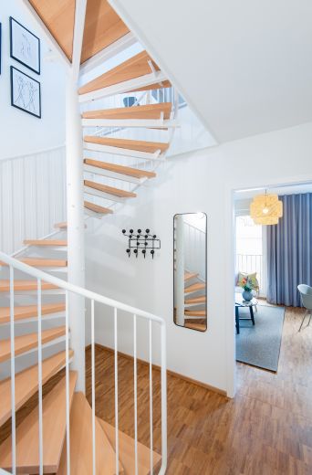 Moderne Maisonette-Wohnung mit Komfort und Stil