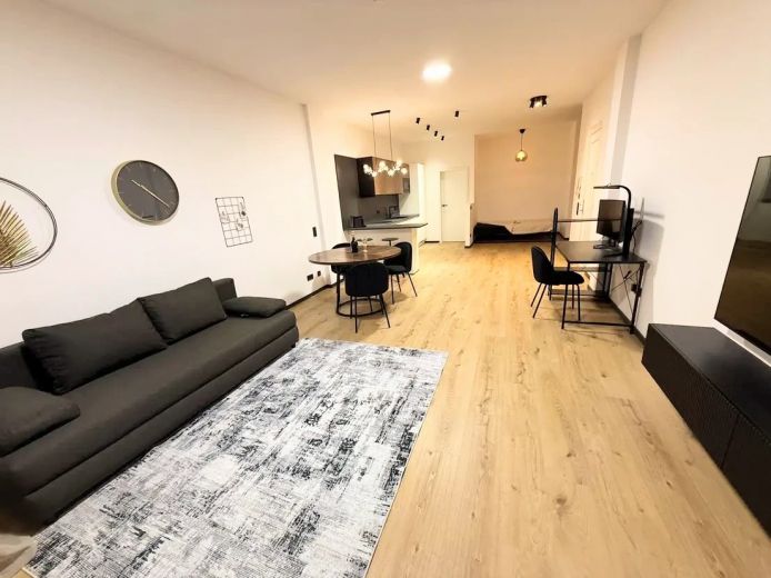 Sanierte Top-Wohnung in Unterbilk!