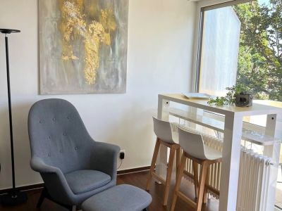 Gepflegtes, helles  Apartment mit Balkon in Schwetzingen