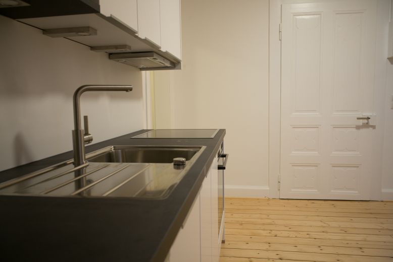 Topsaniertes Möbliertes Apartment in denkmalgeschütztem Gebäude