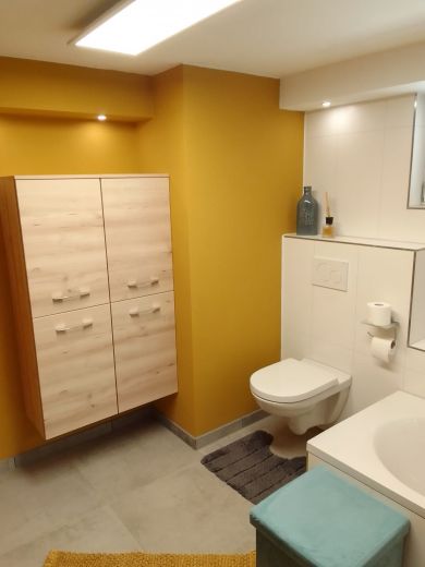 2er-WG-Platz frei in 94 m²-Top-Immobilie in Top-Lage, voll möbliert!