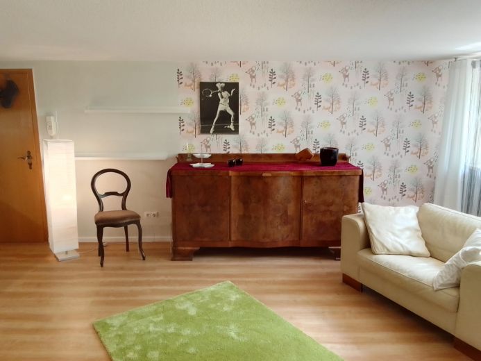 2er-WG-Platz frei in 94 m²-Top-Immobilie in Top-Lage, voll möbliert!