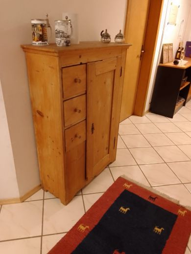 2er-WG-Platz frei in 94 m²-Top-Immobilie in Top-Lage, voll möbliert!