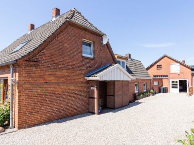 Doppelhaushälfte mit Werkstatt/Atelier