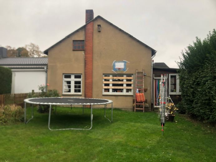 Doppelhaushälfte mit Werkstatt/Atelier