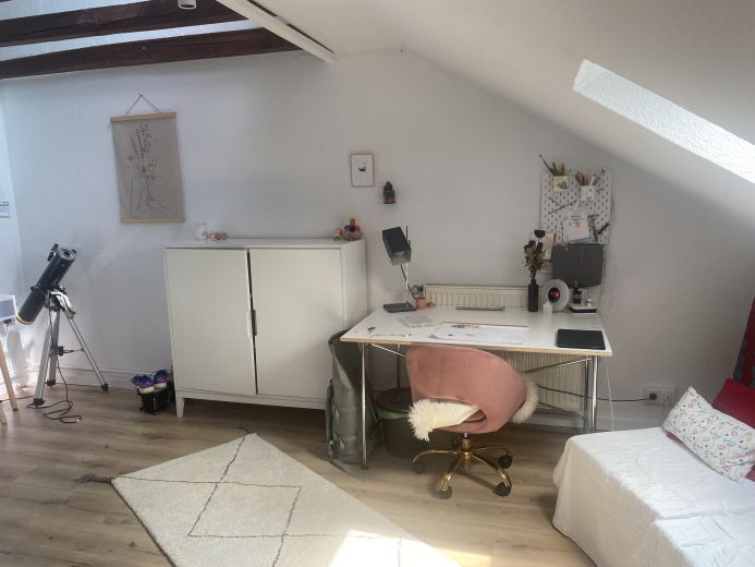 Gemütliches Dachgeschosszimmer