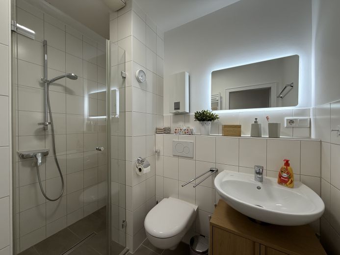 Bad mit Dusche