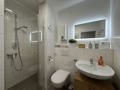 Bad mit Dusche