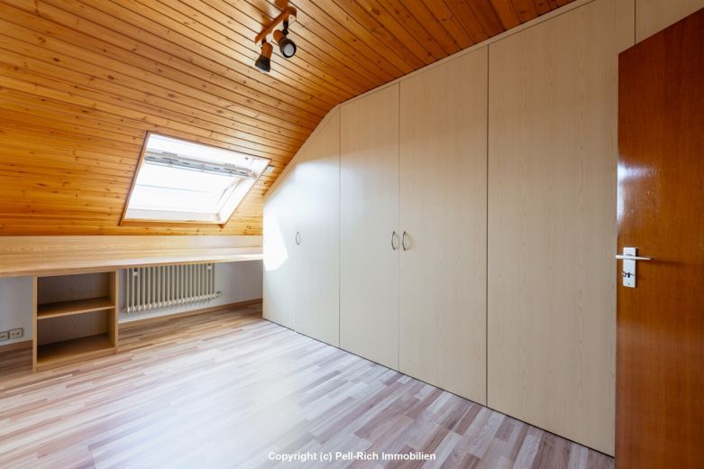 WOHLFÜHLEN LEICHT GEMACHT – Reihenmittelhaus mit Garten in Stutensee-Büchig