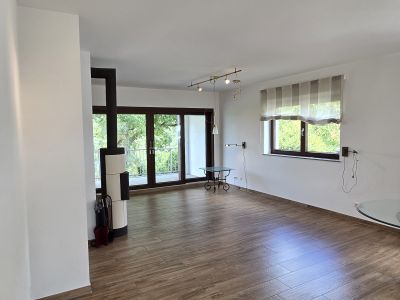 Möblierte Wohnung mit Weitblick - Ideal für Expat und andere berufliche Aufenthalte