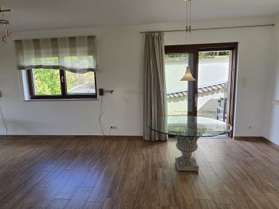 Möblierte Wohnung mit Weitblick - Ideal für Expat und andere berufliche Aufenthalte