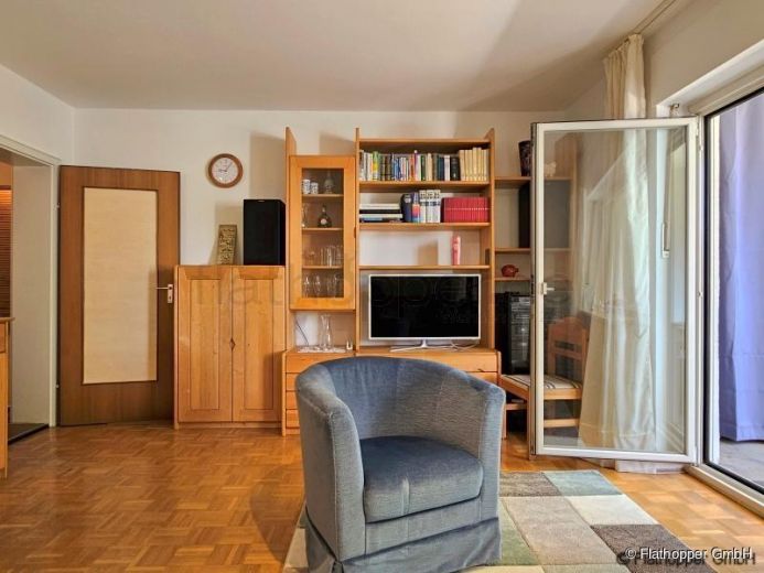 2-Zimmer-Wohnung mit großem Balkon in Sendling