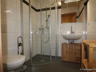 1,5 Zimmer-Galerie-Wohnung im Holzhaus mit Balkon - bei Otterfing