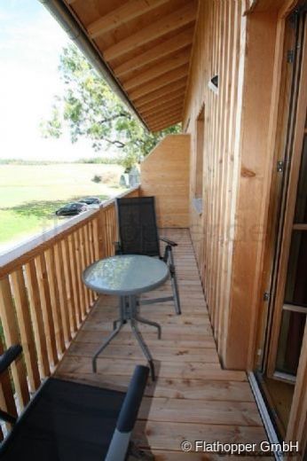 1,5 Zimmer-Galerie-Wohnung im Holzhaus mit Balkon - bei Otterfing