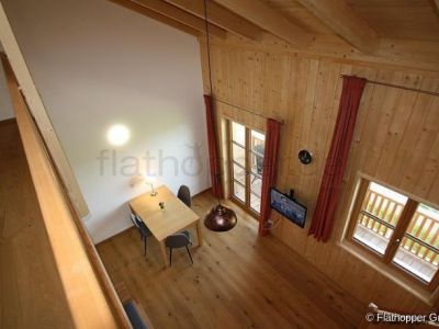 1,5 Zimmer-Galerie-Wohnung im Holzhaus mit Balkon - bei Otterfing
