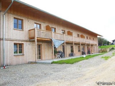 1,5 Zimmer-Galerie-Wohnung im Holzhaus mit Balkon - bei Otterfing