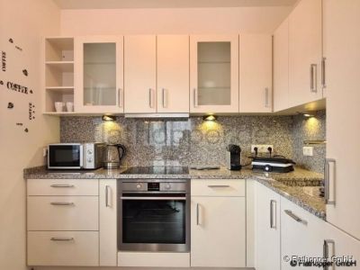 Helle 2-Zimmer-Wohnung in Schwabing mit Balkon