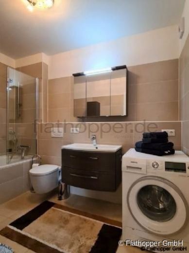 Helle 2-Zimmer-Wohnung in Schwabing mit Balkon