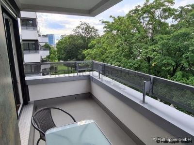 Helle 2-Zimmer-Wohnung in Schwabing mit Balkon